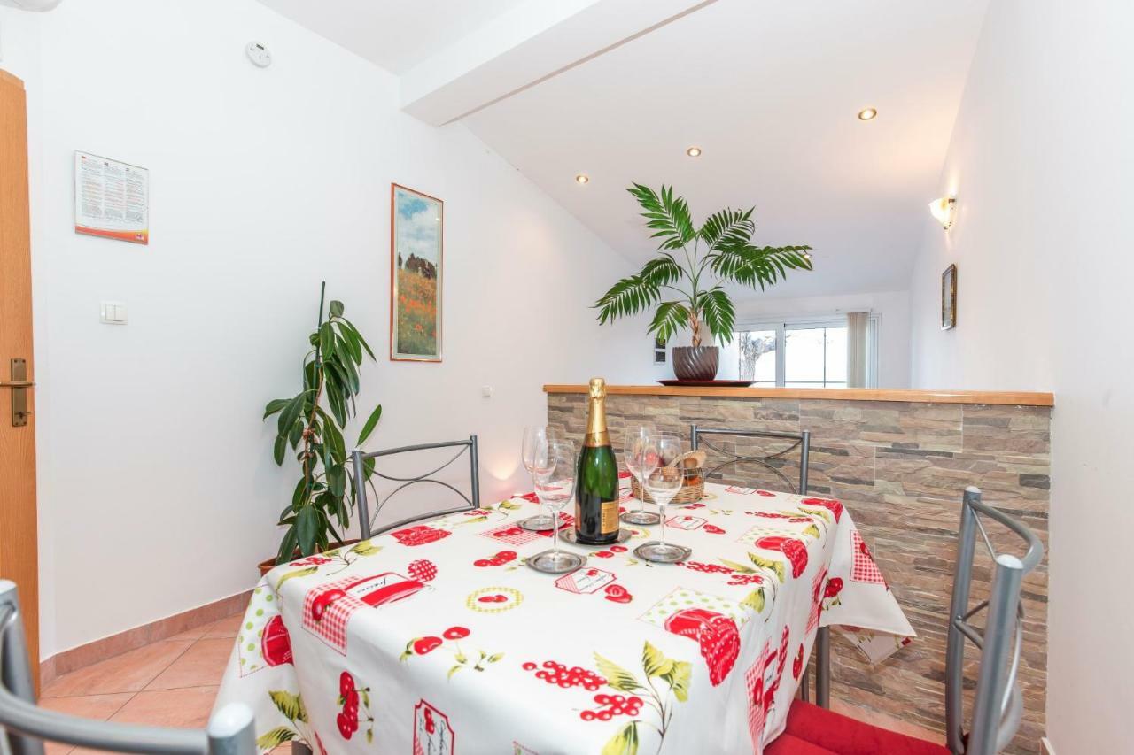 Apartment Jasna With Breathtaking Sea View, Terrace And Free Parking Hreljin Exteriér fotografie